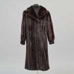 462571 Mink coat